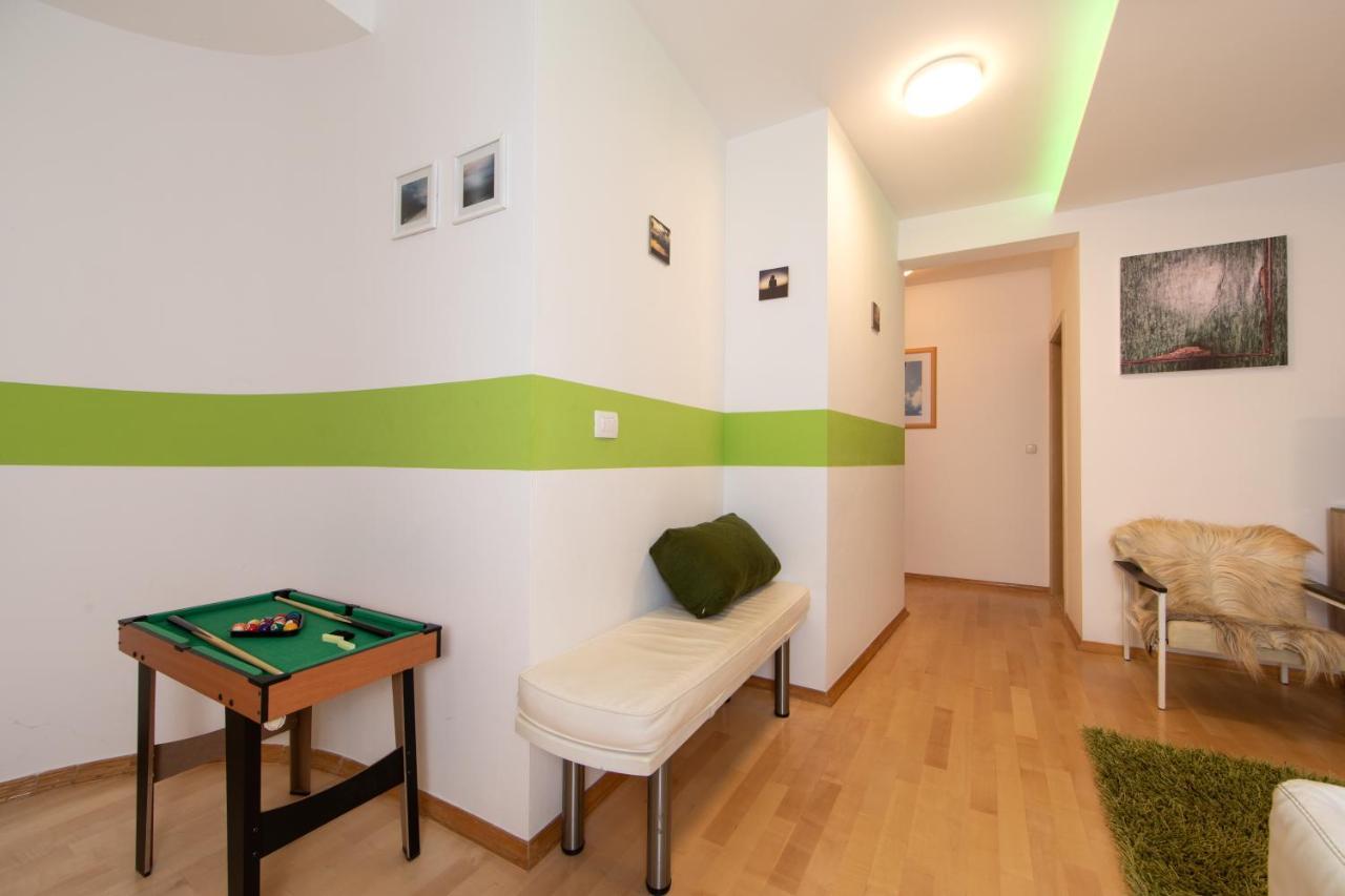 Lux Apartment Tucepi Exterior photo
