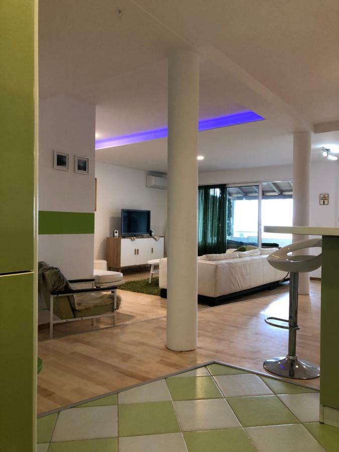 Lux Apartment Tucepi Exterior photo